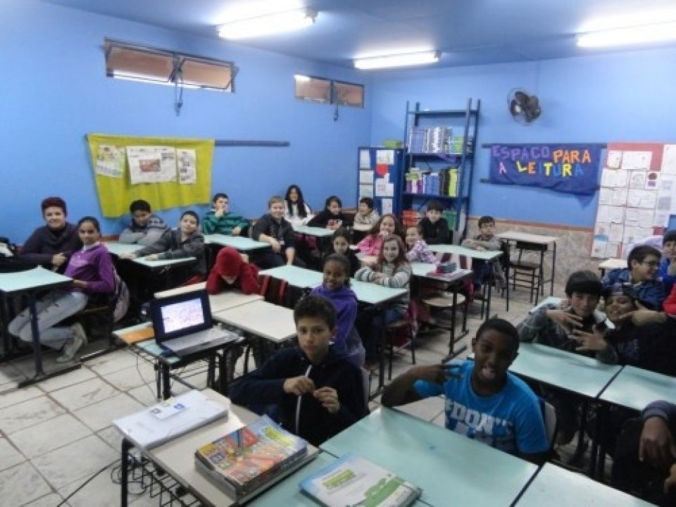 ALUNOS DE EDUCAÇÃO INFANTIL E ENSINO FUNDAMENTAL SE DIVERTEM E APRENDEM A CUIDAR DA NATUREZA