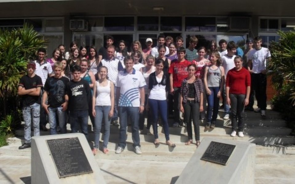 PROGRAMA CENTRO DE MEMÓRIA RECEPCIONOU MAIS DE 2.500 VISITANTES EM 2013...