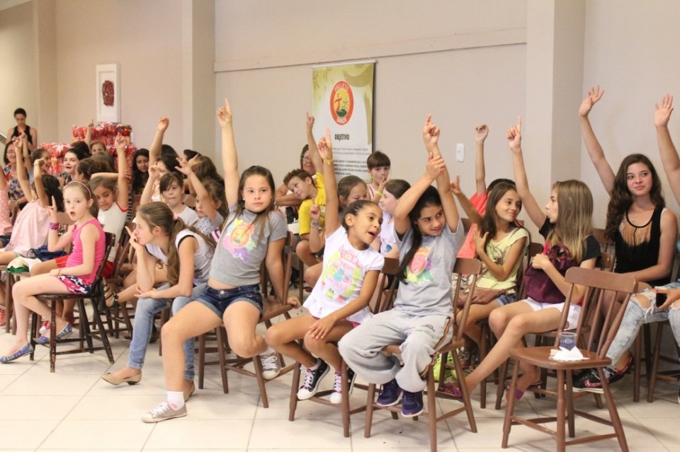 CONFRATERNIZAÇÃO DE FINAL DE ANO DO GRUPO DE DANÇA VOZES DO CORPO