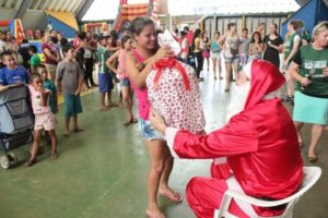 FALB REALIZA NATAL PARA O VERDE VIDA