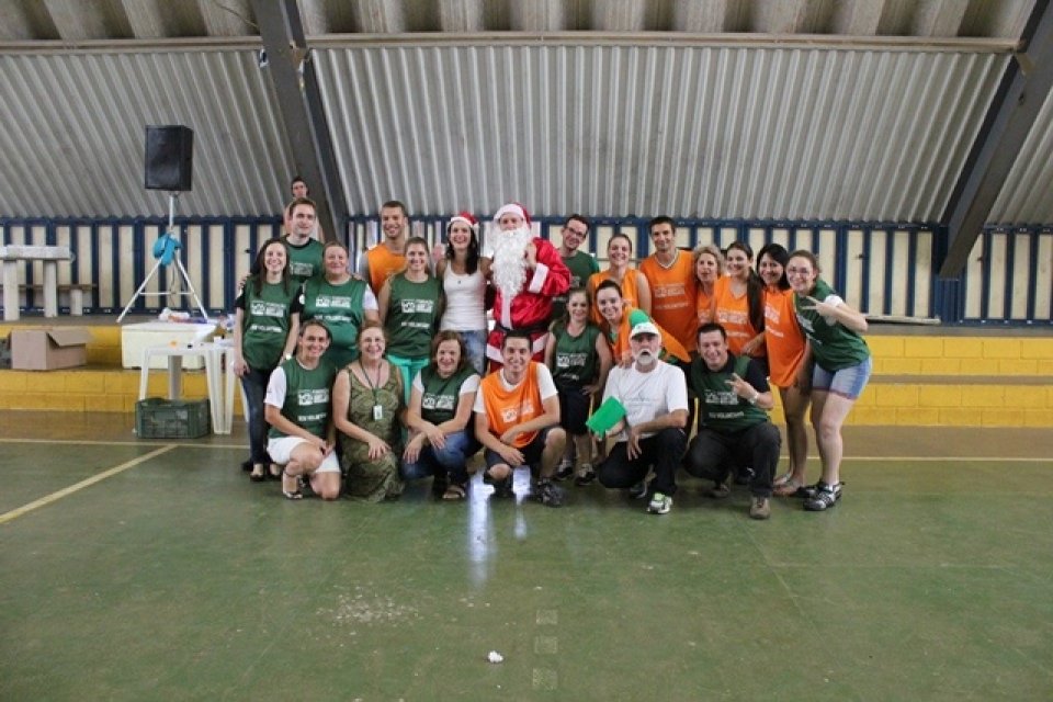 FALB REALIZA NATAL PARA O VERDE VIDA