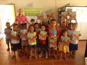 A TURMINHA DA RECICLAGEM RS, CAPACITA EMPREGADOS DE EMPRESA E VISITA ESCOLAS