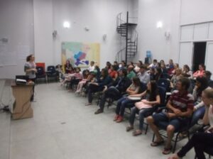 REUNIÃO COM OS PAIS DOS ALUNOS DO GRUPO DE DANÇA VOZES DO CORPO