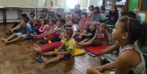 543 PESSOAS PARTICIPARAM DE ATIVIDADE DO PROGRAMA CONTAÇÃO DE HISTÓRIA