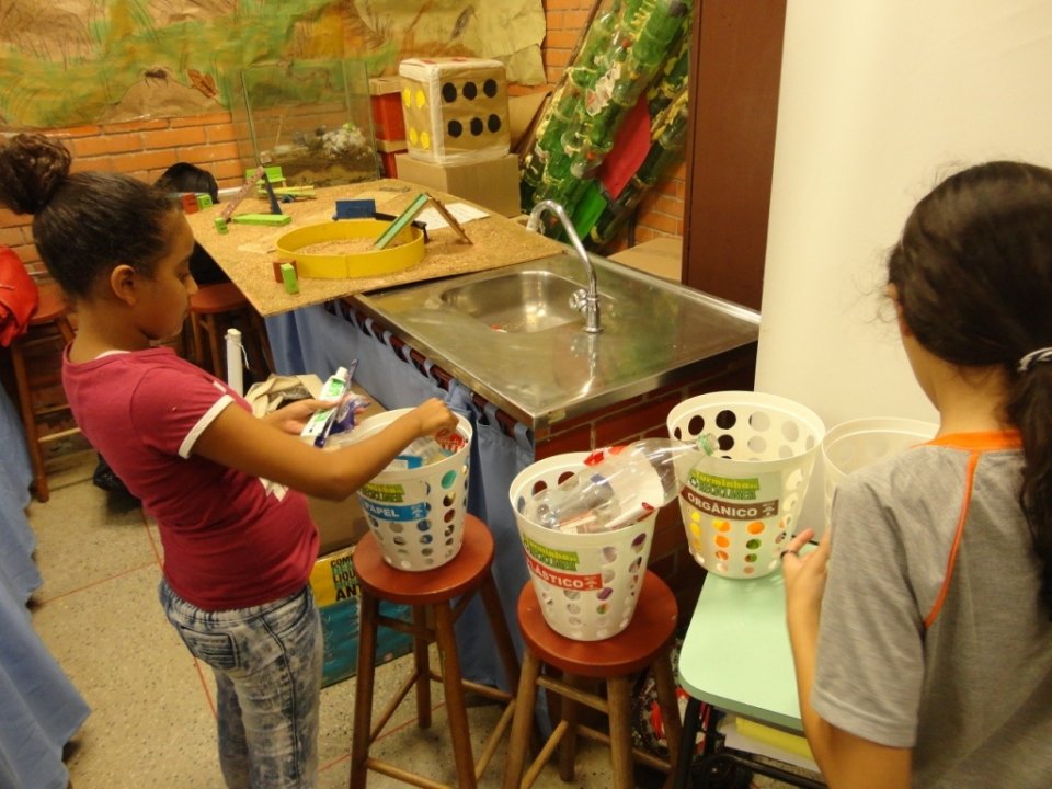 A Turminha da Reciclagem-RS atende alunos de escola especial