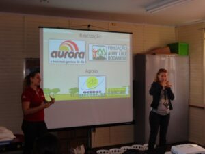 A Turminha da Reciclagem-RS atende alunos de escola especial