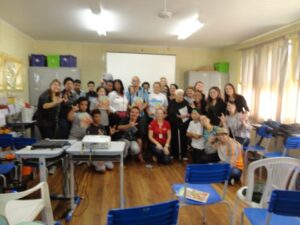 A Turminha da Reciclagem-RS atende alunos de escola especial