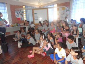 A Turminha da Reciclagem-RS atende alunos de escola especial