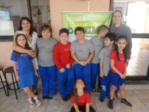 A Turminha da Reciclagem-RS diverte alunos com os personagens da turminha