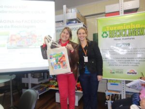 A Turminha da Reciclagem-RS visita escola de surdos