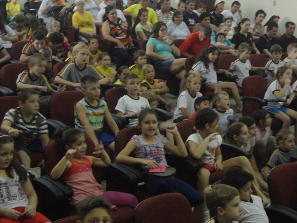 Roda de Leitura e Contação de História participam de semana em comemoração ao dia do livro