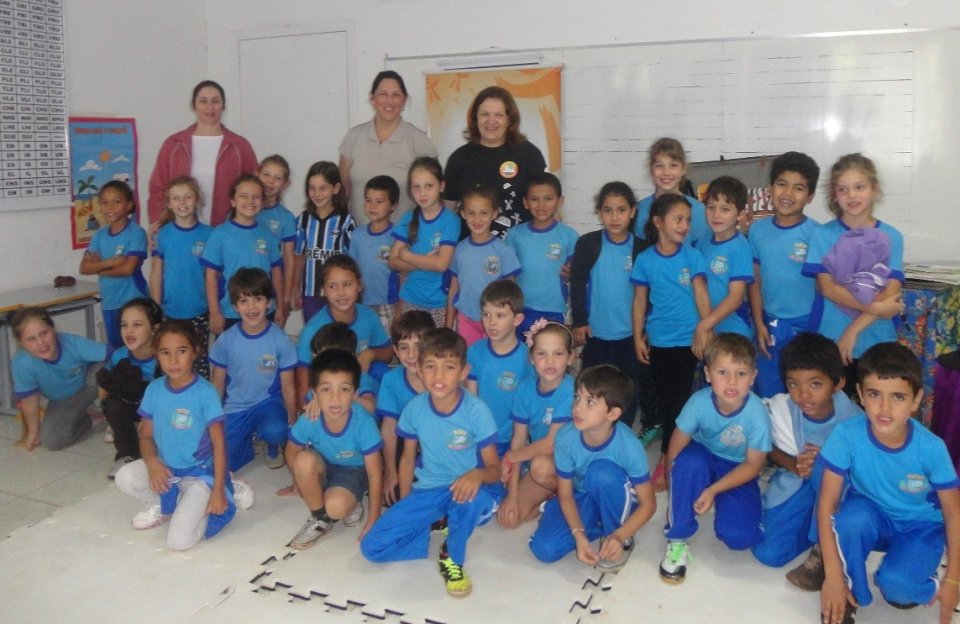 Contar para fazer lembrar, contar para mover montanhas e céus”.