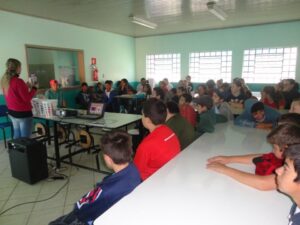 A Turminha da Reciclagem atende mais de 700 alunos no RS