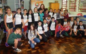 Roda de Leitura e Contação de História atende várias escolas da região