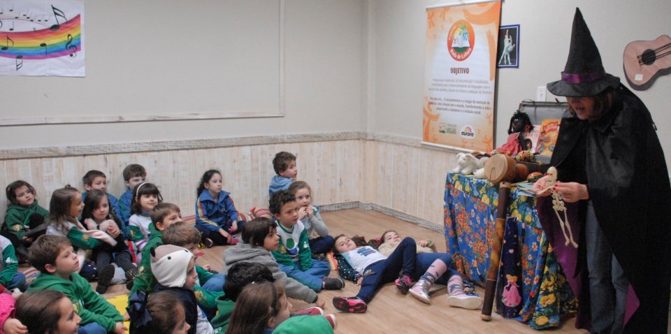 Programa Roda de Leitura/Contação de Histórias em Chapecó