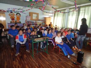 A Turminha da Reciclagem leva conscientização a crianças e adolescentes de SC