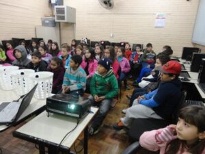 Turminha da Reciclagem no dia C de Cooperar no Rio Grande do Sul