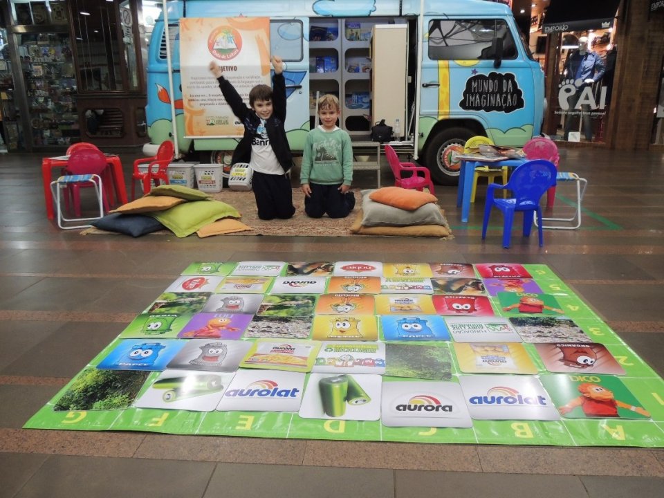 Programas da Falb juntos em atividade em Shopping de RS