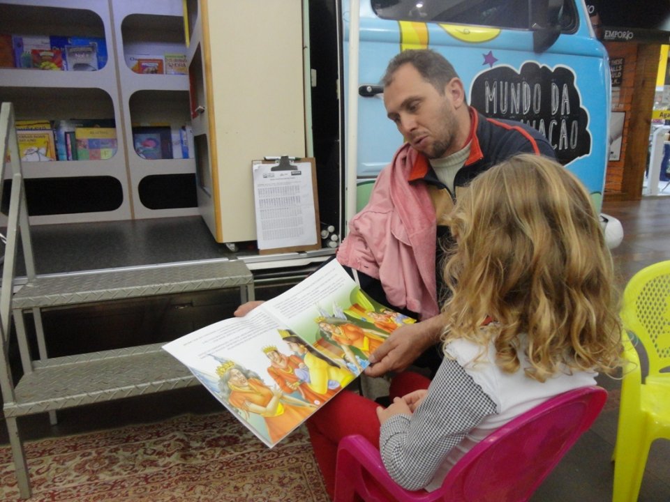 Programas da Falb juntos em atividade em Shopping de RS