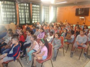 A Turminha da Reciclaglem-RS na volta as aulas das escolas