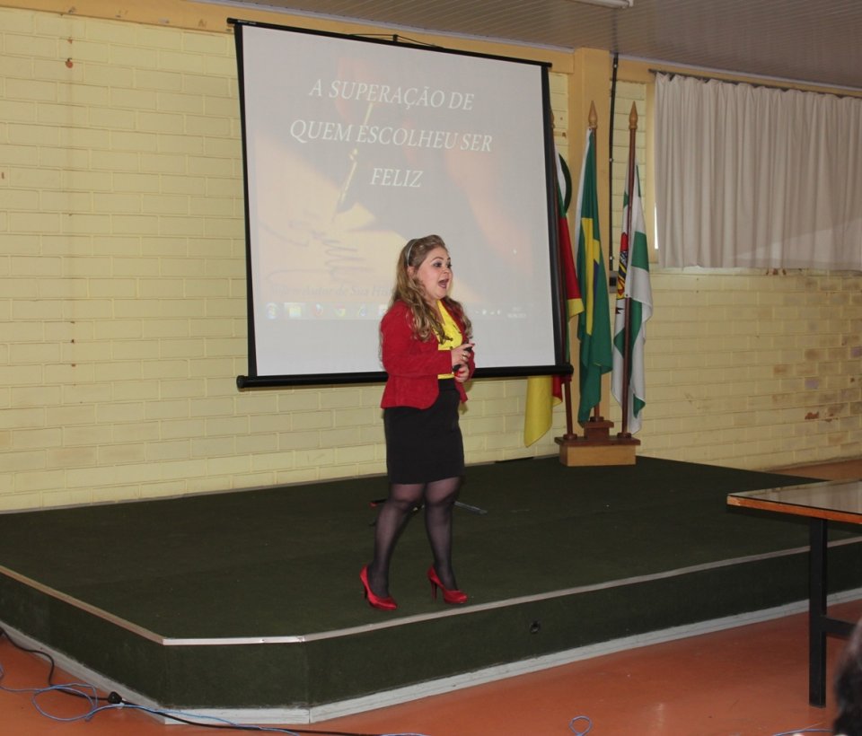 Palestra desperta diversas emoções em funcionários de Hospital no RS