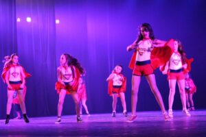 Projeto Dança atendeu 200 crianças e adolescentes em 2015