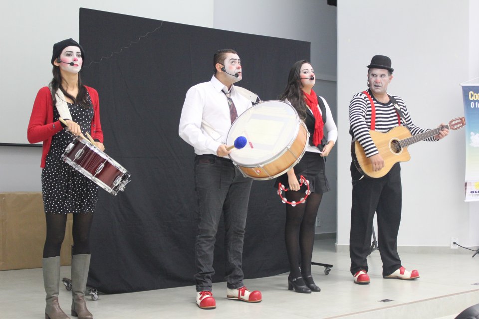 Família é Tudo educou sobre a economia doméstica 6.533 pessoas