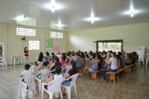 Grupo Vozes do Corpo retorna as aulas de dança