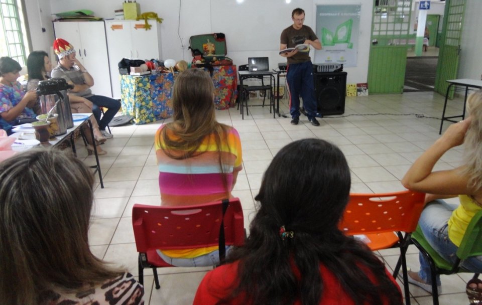 Amigo Energia realiza capacitação para multiplicadores