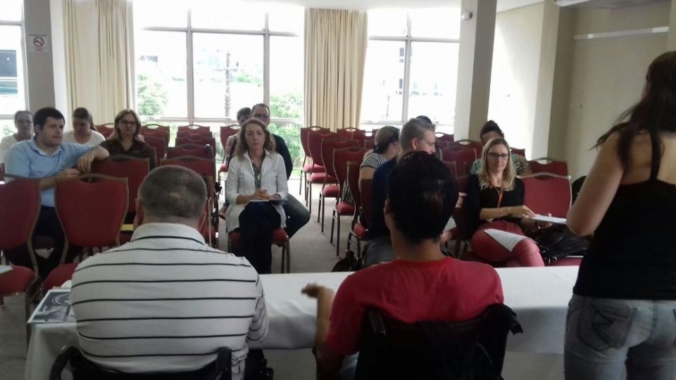 FALB participa de reunião sobre acessibilidade em Chapecó-SC