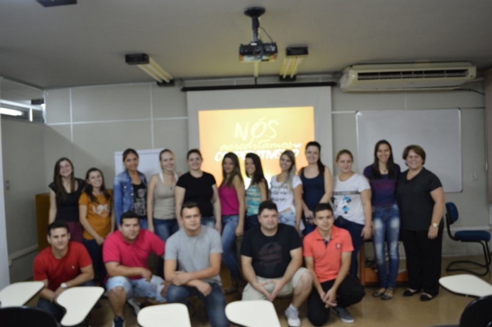 Alunos de Universidade conhecem os Programas da FALB