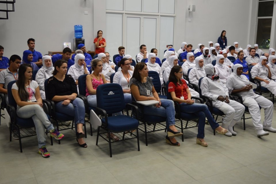 Amigo Energia inicia circuito de palestras para empregados