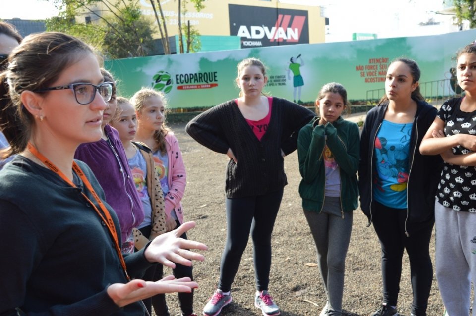 Alunos do Programa Vozes do Corpo realizam atividade diferenciada em ar livre