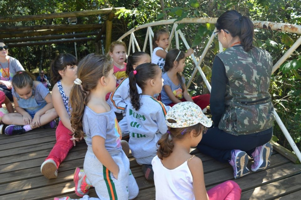 Alunos do Programa Vozes do Corpo realizam atividade diferenciada em ar livre