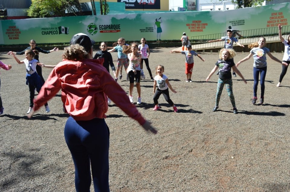 Alunos do Programa Vozes do Corpo realizam atividade diferenciada em ar livre