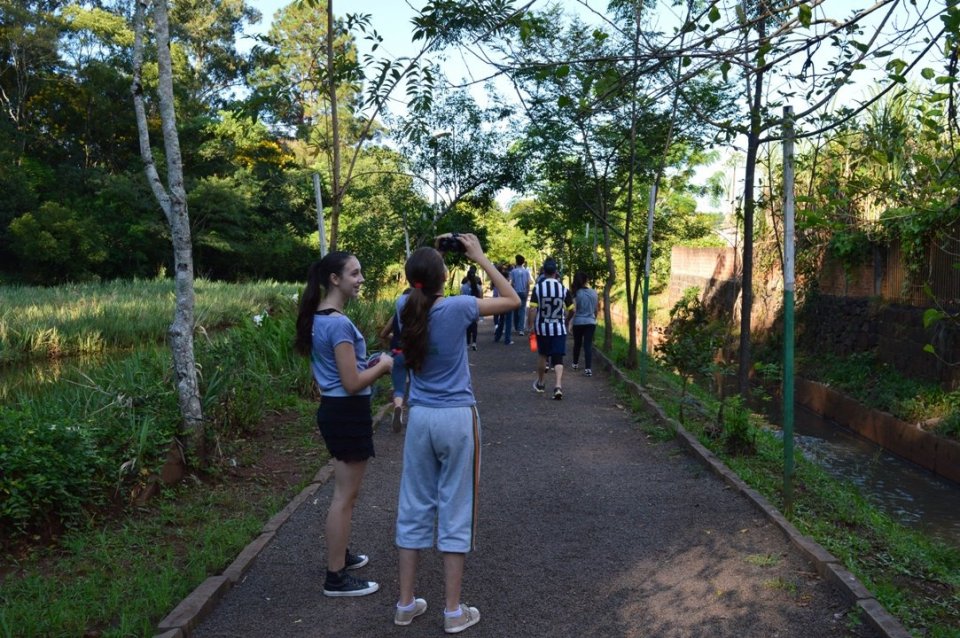 Alunos do Programa Vozes do Corpo realizam atividade diferenciada em ar livre