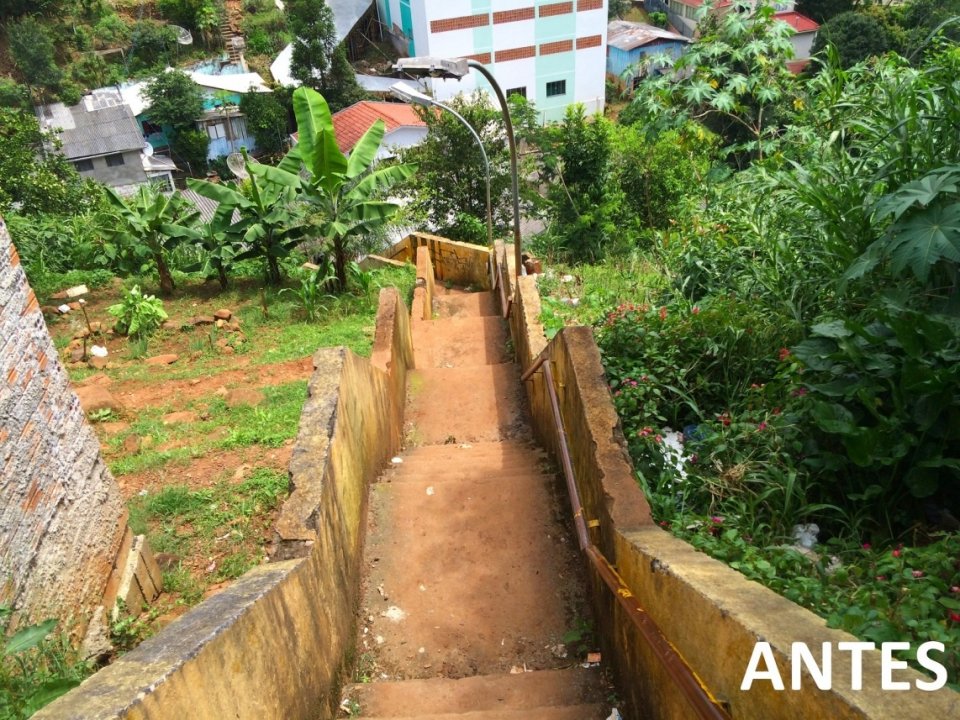 Associação de moradores e voluntários do amigo energia revitalizam escadaria em Herval d'Oeste-SC