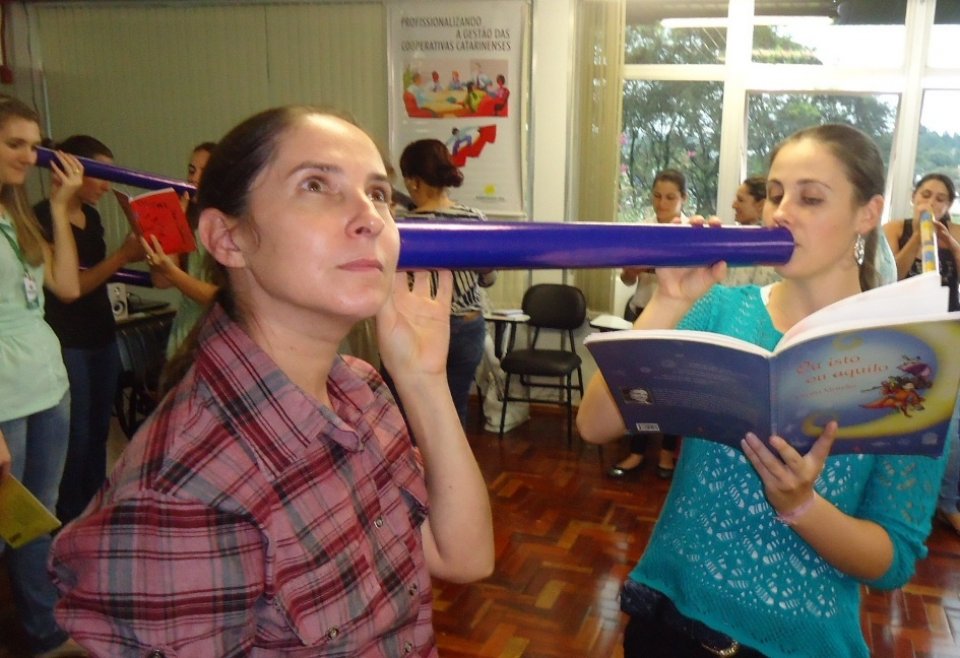 Curso de contação de hiatórias em Maravilha-SC