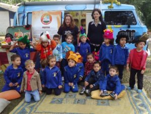 Eu vou contar uma história, agora preste atenção (...)