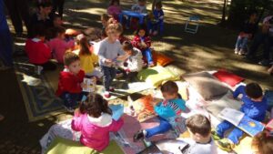 Eu vou contar uma história, agora preste atenção (...)