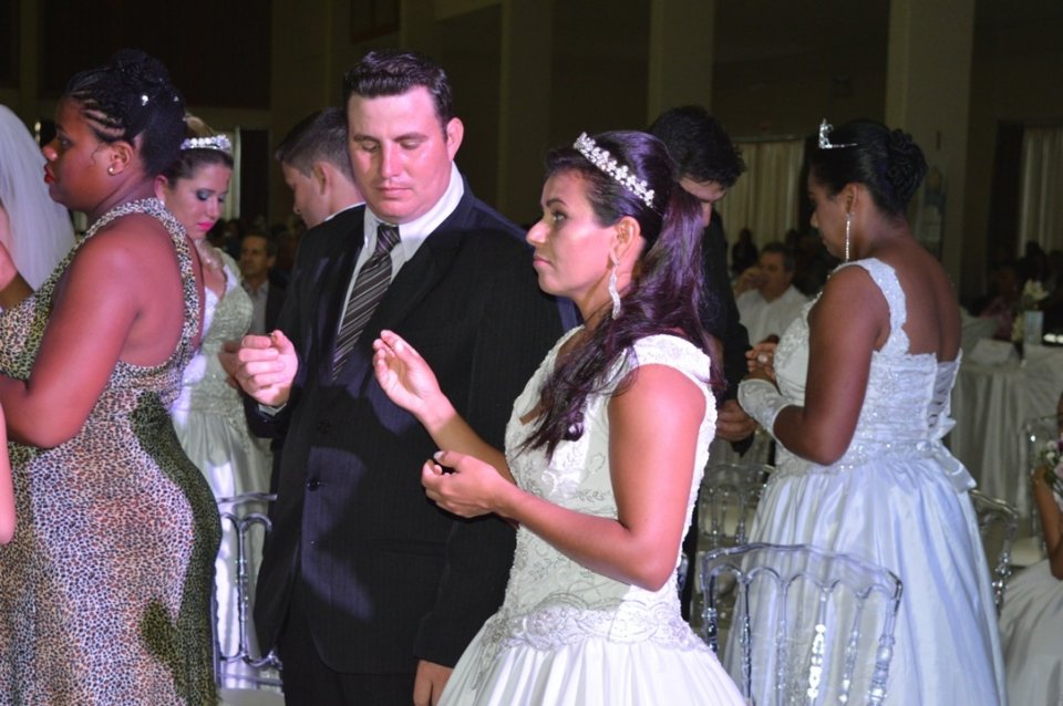 O sonho de 40 casais realizado no Casamento Cooperado em Chapecó-SC