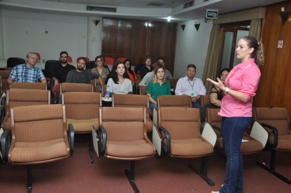 A Turminha da Reciclagem-RS realiza reunião com SESCOOP/RS