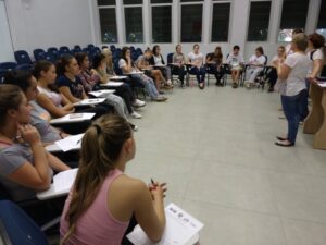 Vivendo Saúde realiza capacitação com alunos do Vozes do Corpo