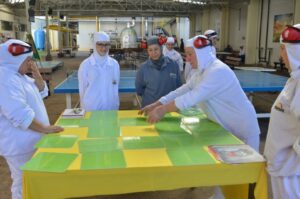 Empregados recebem momentos de descontração e conhecimento com A Turminha da Reciclagem