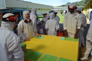 Empregados recebem momentos de descontração e conhecimento com A Turminha da Reciclagem
