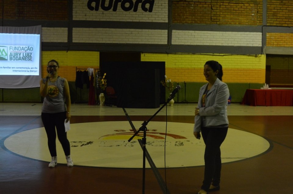 Encontro com familiares e alunos do programa Vozes do Corpo em Comemoração ao Dia da Dança