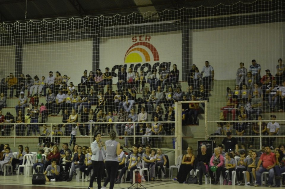 Encontro com familiares e alunos do programa Vozes do Corpo em Comemoração ao Dia da Dança