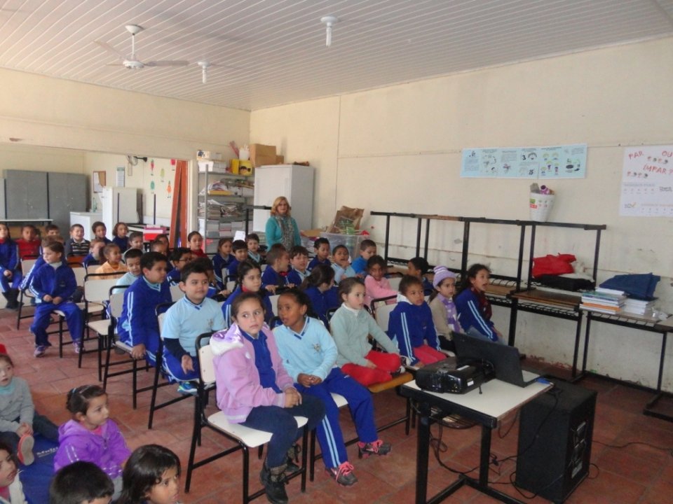 A Turminha da Reciclagem inicia atividades de maio no RS