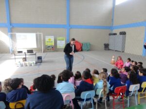 A Turminha da Reciclagem inicia atividades de maio no RS