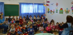 Roda de Leitura leva as crianças dos CEIM de Chapecó-SC ao mundo da imaginação